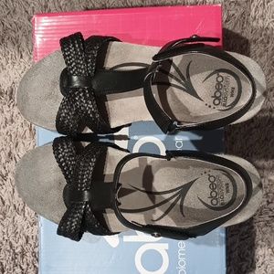 Abeo sandals size 8